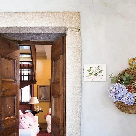 San Salvatore Sleeps 4 With Pool Massino Visconti