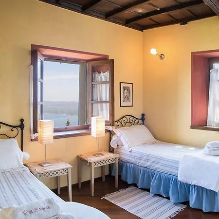 San Salvatore Sleeps 4 With Pool Apartment *
