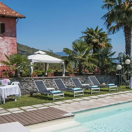 San Salvatore Sleeps 4 With Pool Apartment Massino Visconti