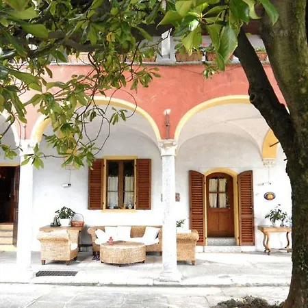 San Salvatore Sleeps 4 With Pool
