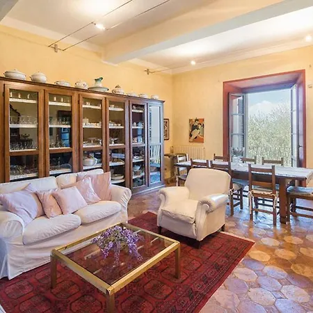 Apartment San Salvatore Sleeps 4 With Pool *