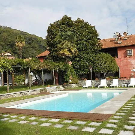 San Salvatore Sleeps 4 With Pool Massino Visconti